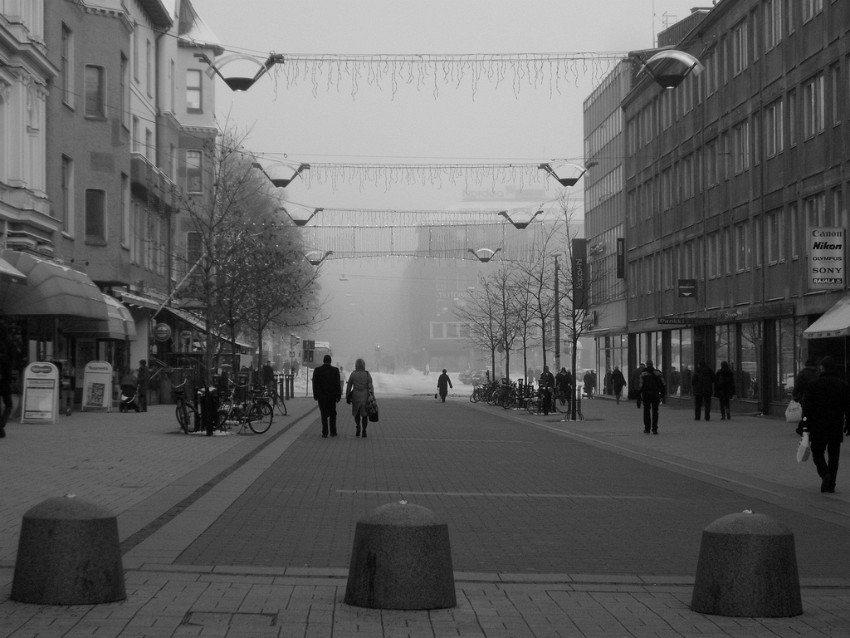 01 kohti-kauppatorin-sumuista-tulevaisuutta....jpg